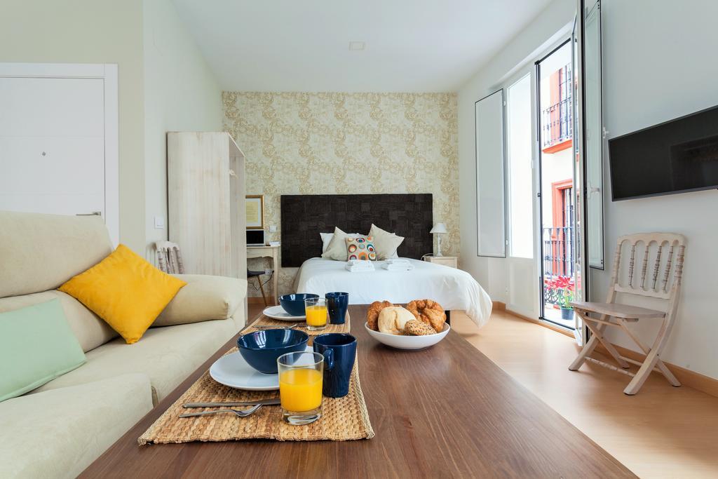 Hostly Acetres 1A Loft In City Center, Comunal Terrace, Fibre,Parking Optional Севилья Экстерьер фото