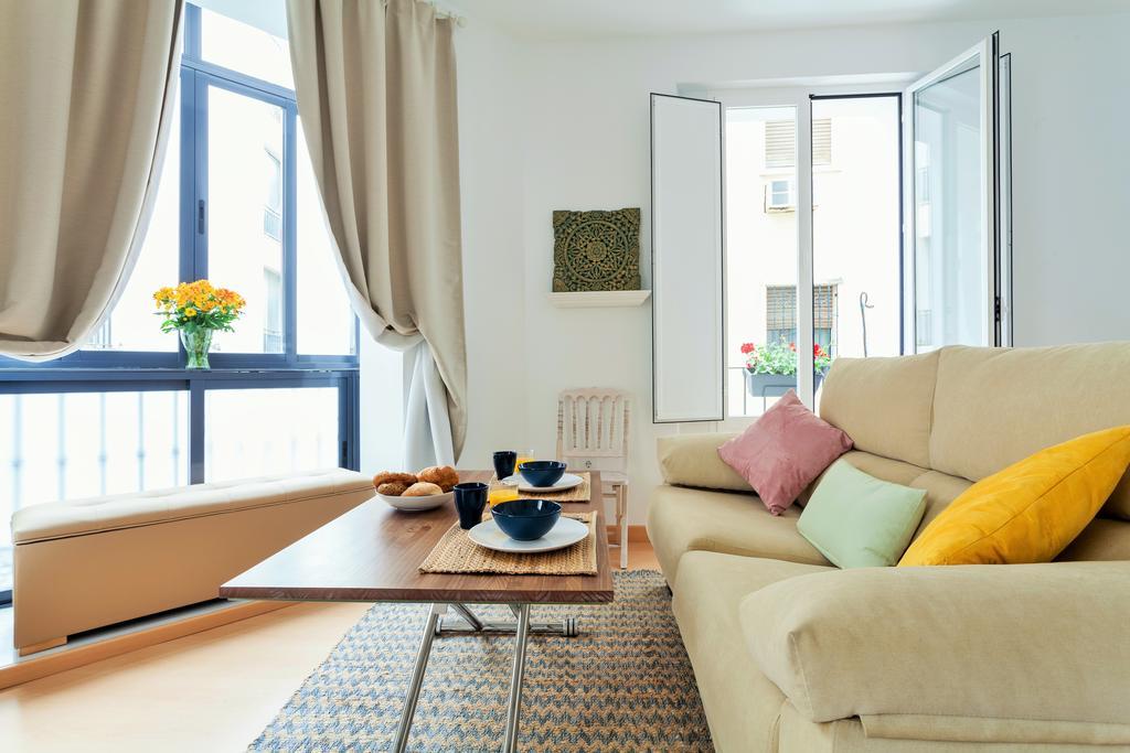Hostly Acetres 1A Loft In City Center, Comunal Terrace, Fibre,Parking Optional Севилья Экстерьер фото
