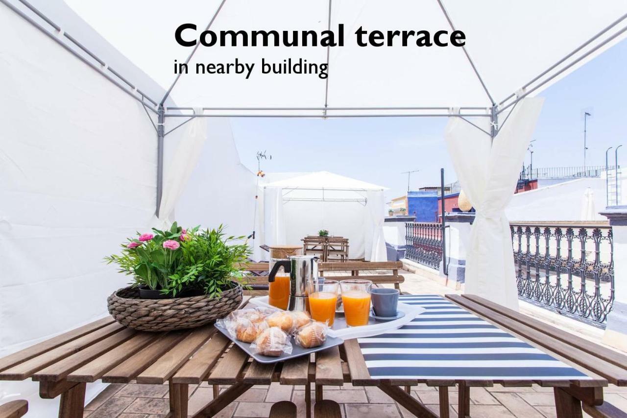 Hostly Acetres 1A Loft In City Center, Comunal Terrace, Fibre,Parking Optional Севилья Экстерьер фото